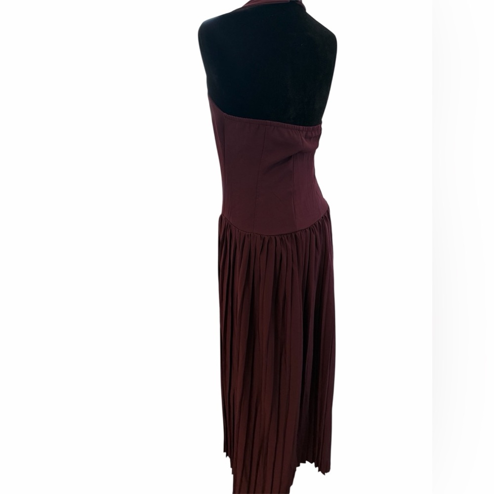 Burgundy pleated halter maxi dress - Picture 4 of 4